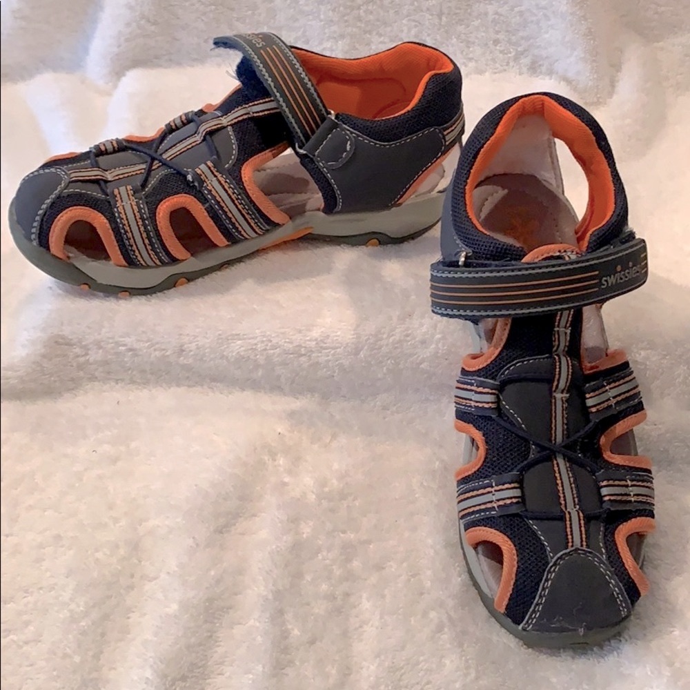 Boys Size 3 Swissies Water Shoes